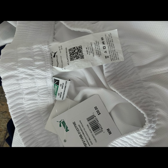 Boy PUMA white shorts 🩳 NWT size M (10-12) - Picture 5 of 8